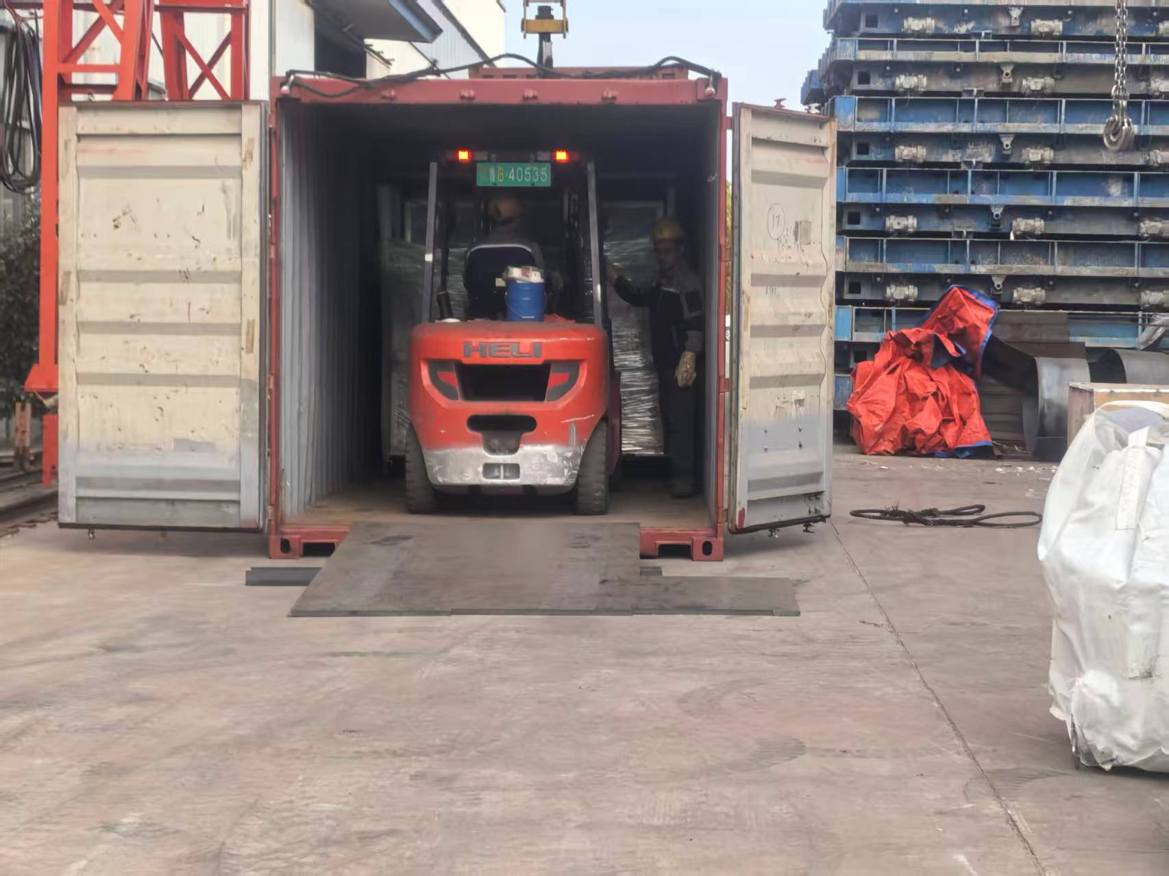 Wiadomość o eksporcie produktów nośnych konstrukcji stalowych firmy Liweiyuan Steel Structure do Chile